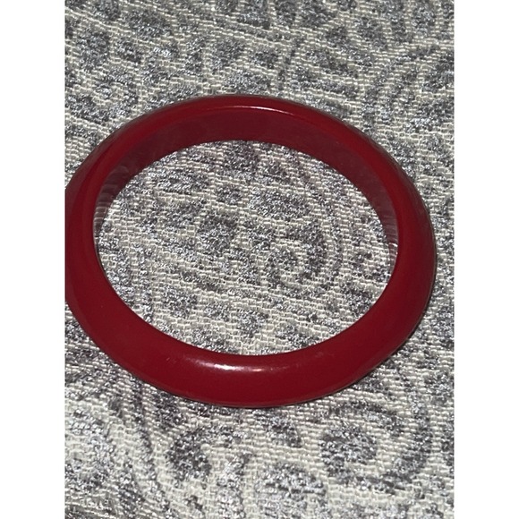 The Unbranded Brand Jewelry - Bakelite Red Bangle Bracelet Vintage